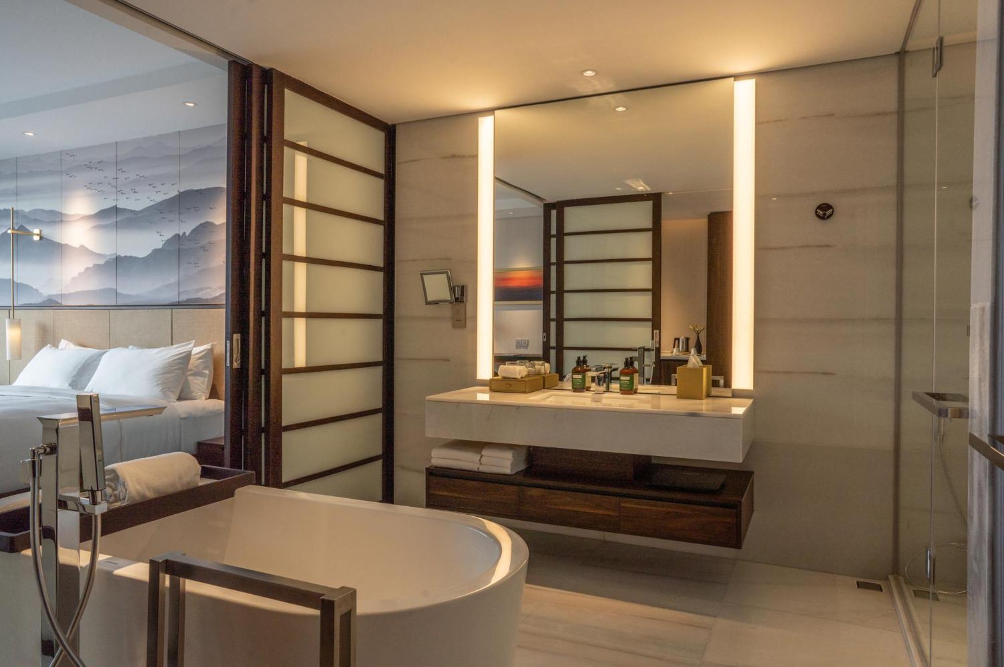 Crowne Plaza Vinh Yen City Centre By Ihg Luaran gambar